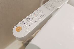 Balcony Seaside Sriracha Hotel & Serviced Apartments