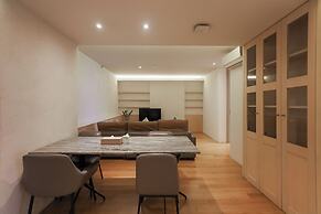 Balcony Seaside Sriracha Hotel & Serviced Apartments