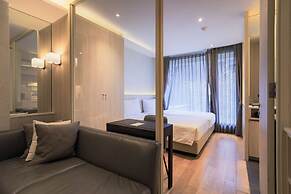 Balcony Seaside Sriracha Hotel & Serviced Apartments