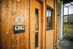 Balcony Seaside Sriracha Hotel & Serviced Apartments