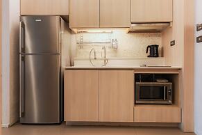 Balcony Seaside Sriracha Hotel & Serviced Apartments