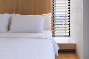 Balcony Seaside Sriracha Hotel & Serviced Apartments