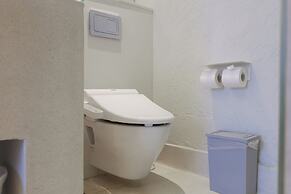 Balcony Seaside Sriracha Hotel & Serviced Apartments