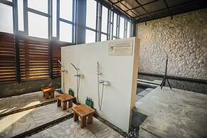 Balcony Seaside Sriracha Hotel & Serviced Apartments