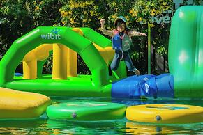 Balcony Seaside Sriracha Hotel & Serviced Apartments