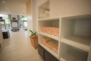 Balcony Seaside Sriracha Hotel & Serviced Apartments