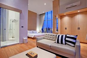 Balcony Seaside Sriracha Hotel & Serviced Apartments