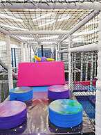 Balcony Seaside Sriracha Hotel & Serviced Apartments