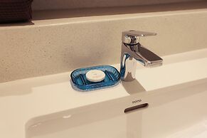 Balcony Seaside Sriracha Hotel & Serviced Apartments