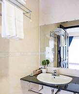 La Maison Da Nang Beach