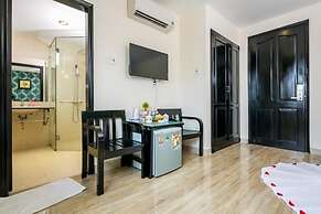 La Maison Da Nang Beach