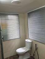 Step Inn Guest House