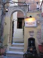Belmondo Hotel