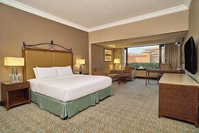 Hilton Alexandria King's Ranch