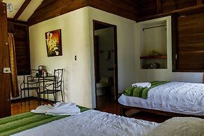 Hotel Colinas del Miravalles