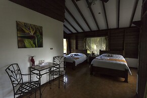 Hotel Colinas del Miravalles