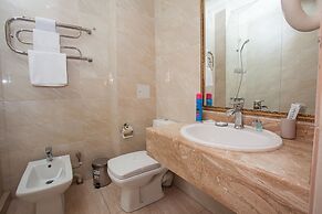Triumph Hotel