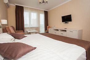 Triumph Hotel