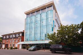 Triumph Hotel