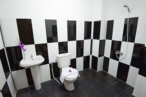 Lovely Jubbly Villa - Hostel