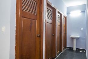 Lovely Jubbly Villa - Hostel