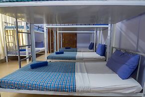 Lovely Jubbly Villa - Hostel