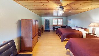 Acorns Resort