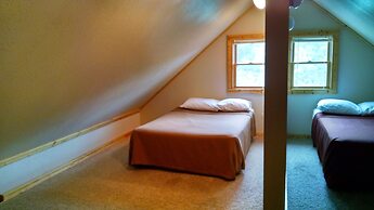 Acorns Resort
