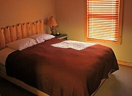 Acorns Resort