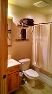 Acorns Resort
