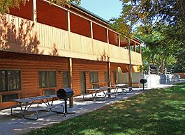 Acorns Resort