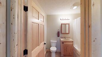Acorns Resort