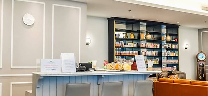 Balcony Courtyard Sriracha Hotel Serviced Apartmen