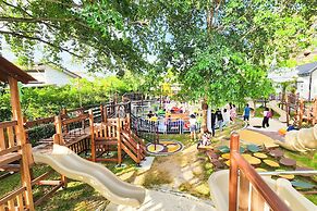 Balcony Courtyard Sriracha Hotel Serviced Apartmen