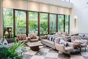 Balcony Courtyard Sriracha Hotel Serviced Apartmen