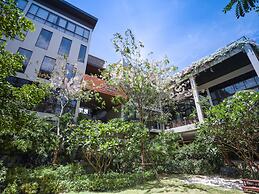 Balcony Courtyard Sriracha Hotel Serviced Apartmen
