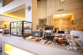 Balcony Courtyard Sriracha Hotel Serviced Apartmen