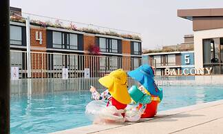 Balcony Courtyard Sriracha Hotel Serviced Apartmen