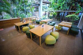 Balcony Courtyard Sriracha Hotel Serviced Apartmen