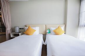 Balcony Courtyard Sriracha Hotel Serviced Apartmen