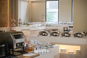 Balcony Courtyard Sriracha Hotel Serviced Apartmen