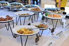 Balcony Courtyard Sriracha Hotel Serviced Apartmen