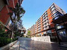 Balcony Courtyard Sriracha Hotel Serviced Apartmen