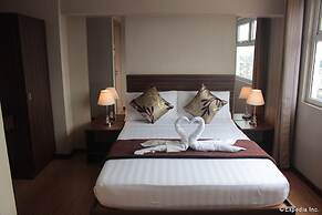 Shaw Residenza Suites