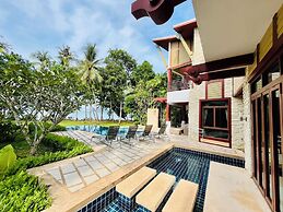 Amatapura Beach Villa 12