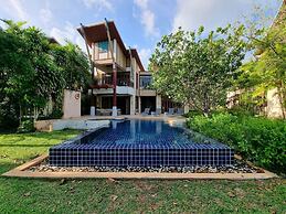 Amatapura Beach Villa 12