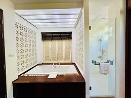 Amatapura Beach Villa 12