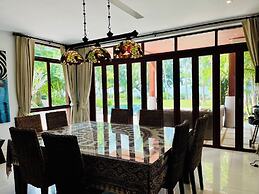 Amatapura Beach Villa 12