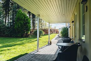 By The Bridge Bed & Breakfast