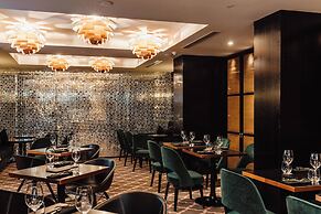 Mayfair Hotel Adelaide